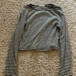 Black and White Fitted Crop T-Shirt